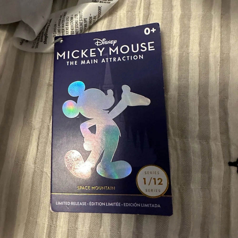 Mickey Mouse - Picture 2 of 3